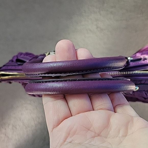 Coach Madison - Picture 5 of 9